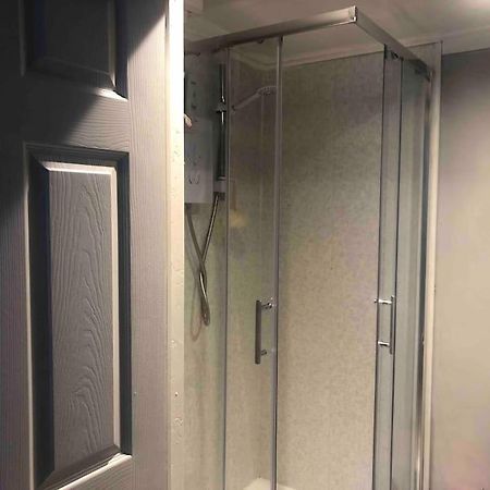 Belfast Private Room, En-Suite & Own Access Zewnętrze zdjęcie